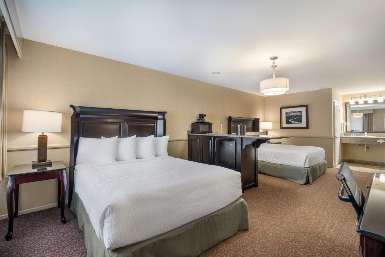 Best Western Corona Hotel & Suites Exterior foto