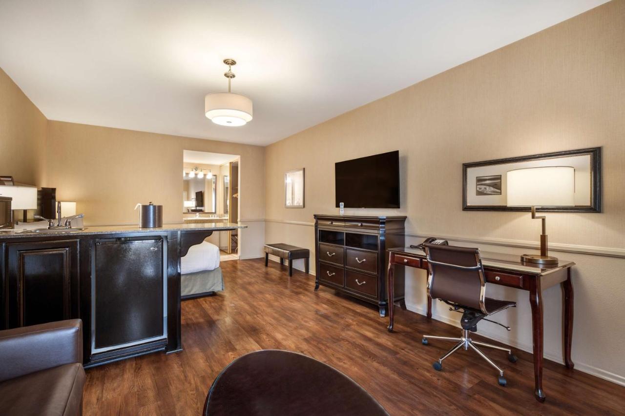 Best Western Corona Hotel & Suites Exterior foto