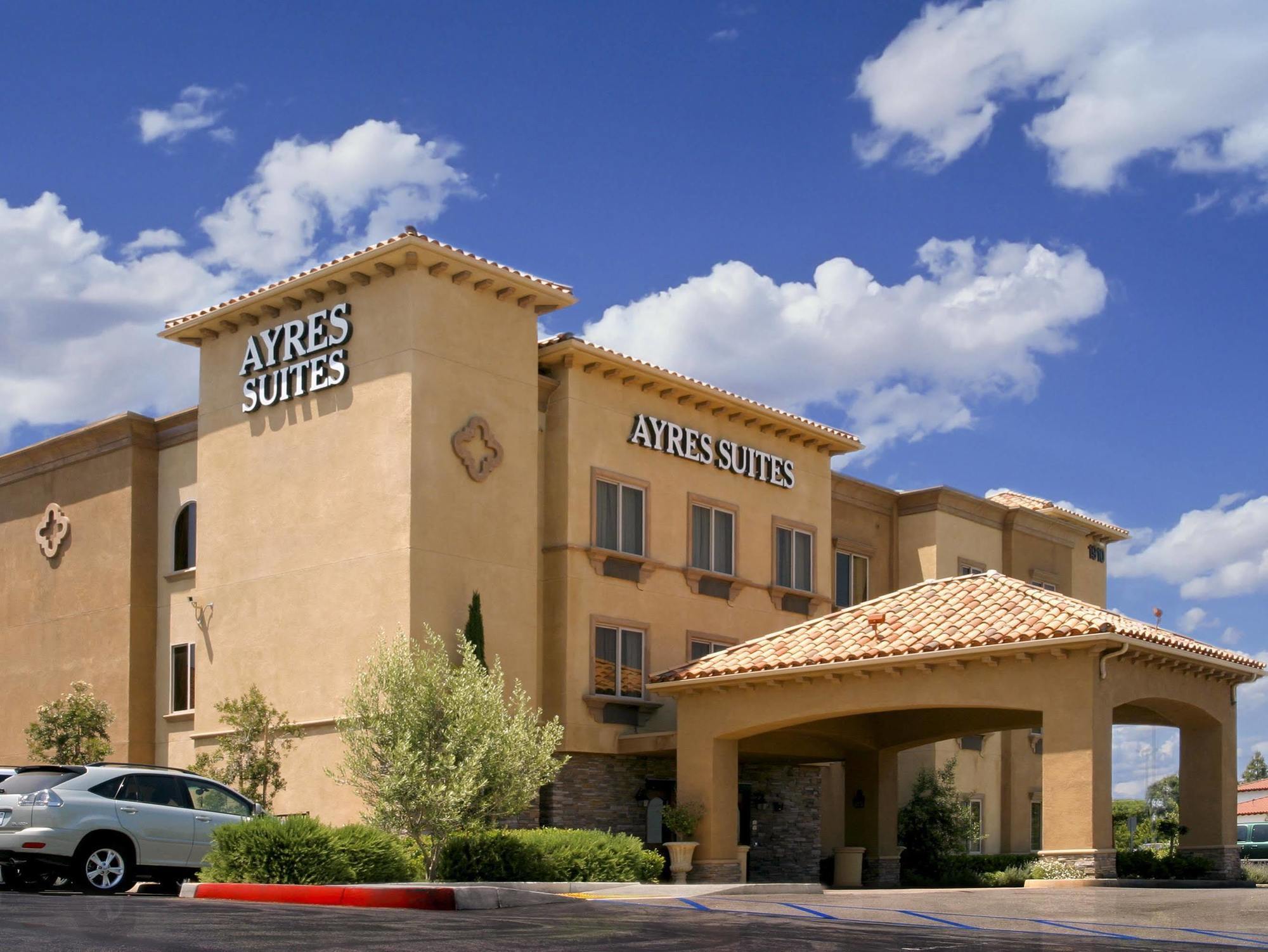 Best Western Corona Hotel & Suites Exterior foto
