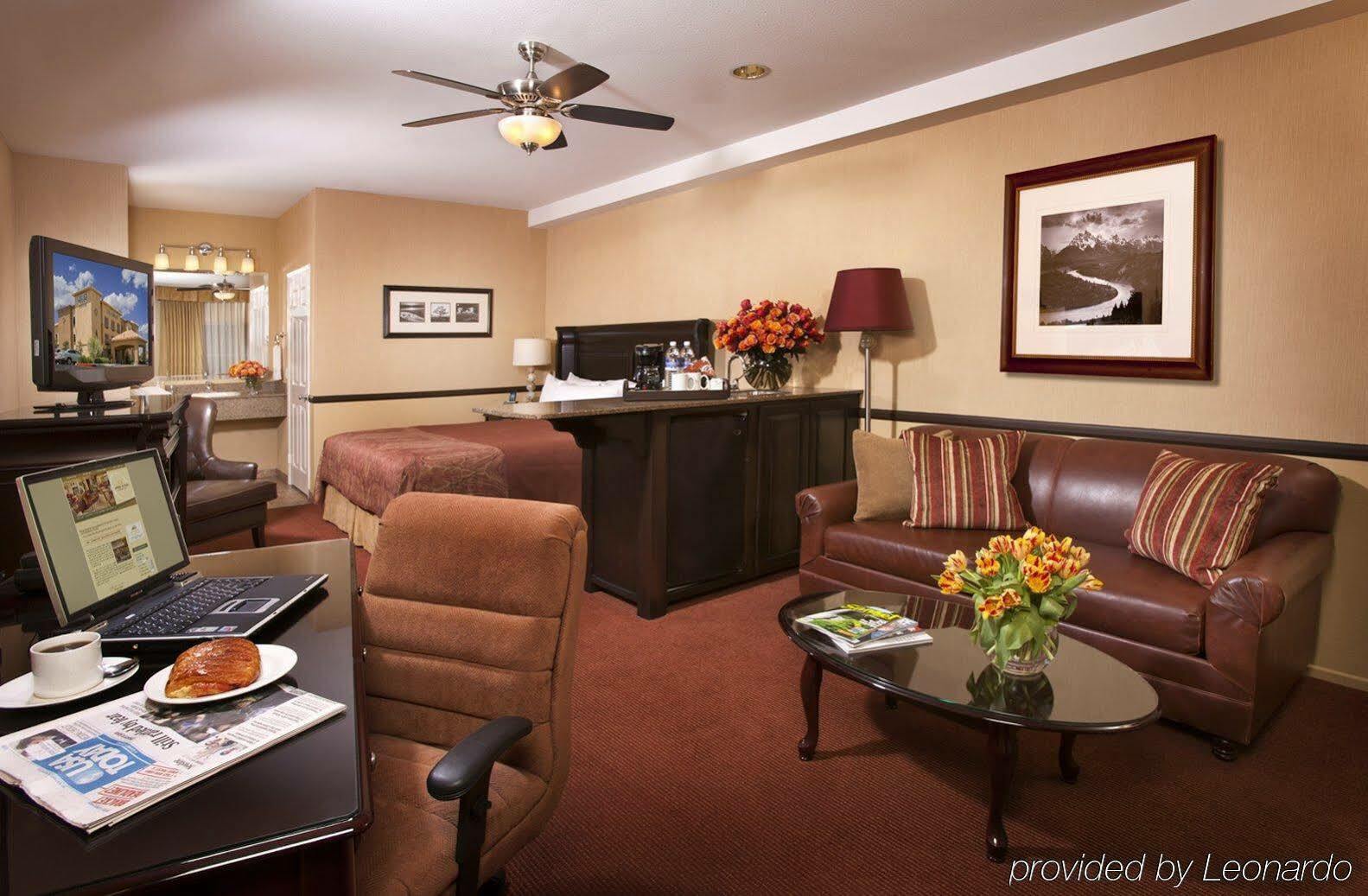 Best Western Corona Hotel & Suites Exterior foto